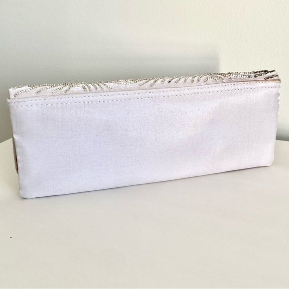 La Regale Elegant Beaded Evening Bag - Picture 4 of 7